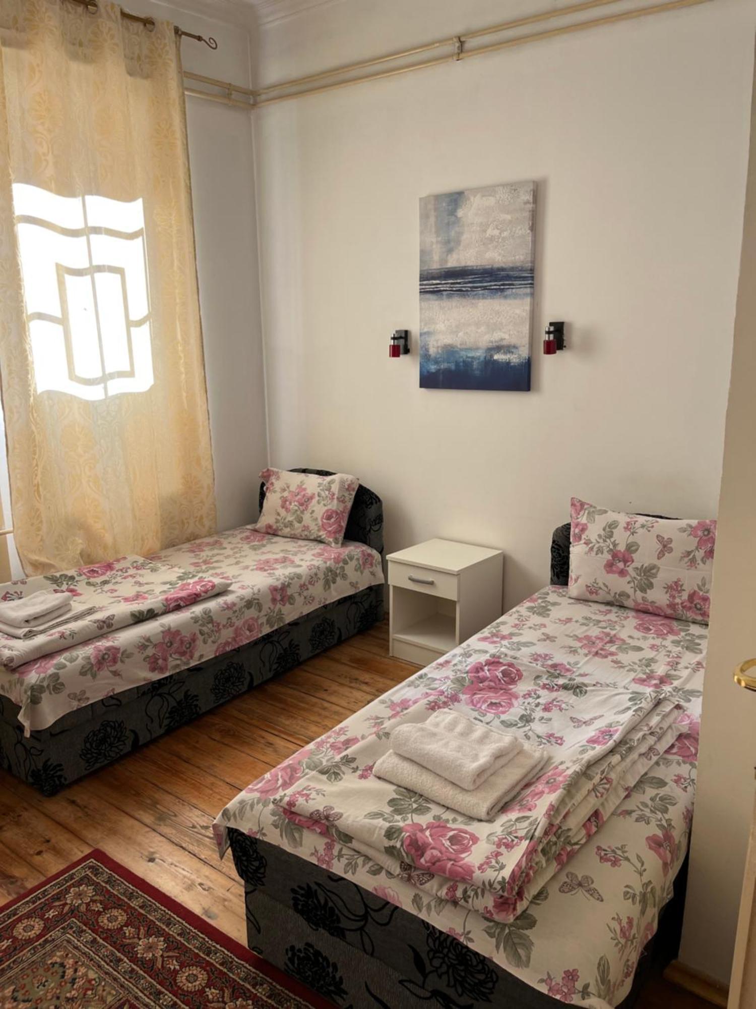 Sobe Sa Sopstvenim Kupatilom Private Rooms Bathroom In Center Nowy Sad Zewnętrze zdjęcie
